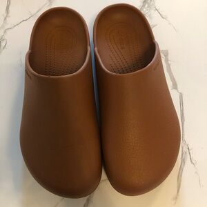 Crocs Dylan Clog - Cognac
